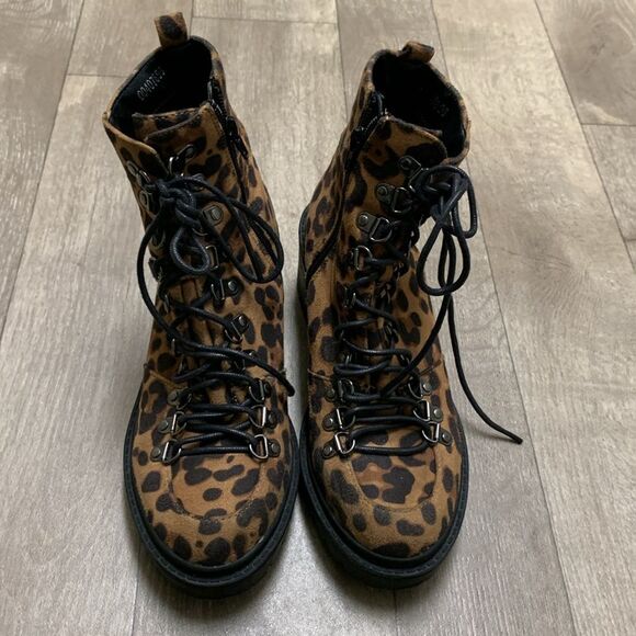 Womens Olivia Ferragamo Cheetah Chunky Heel Lace Up Combat Boots - Picture 3 of 6